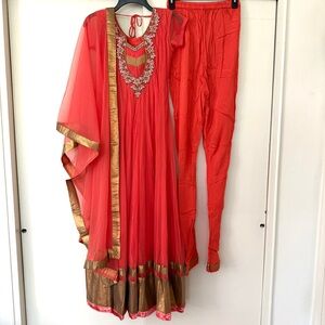 Women’s Dress with salwar and dupatta.